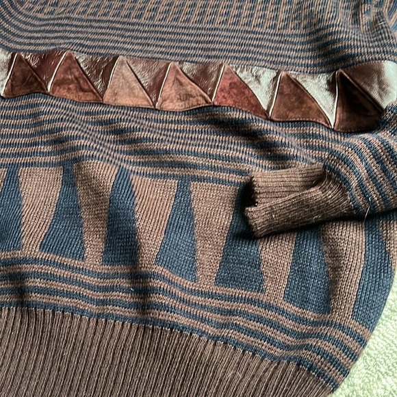 MEN’S Vintage Crew knit Brown Sweater Size Medium - Picture 2 of 6